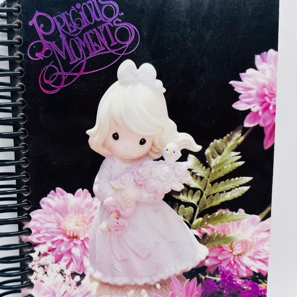 Precious Moments Collectibles Catalog 12th Edition Official 1994 - Picture 4 of 6